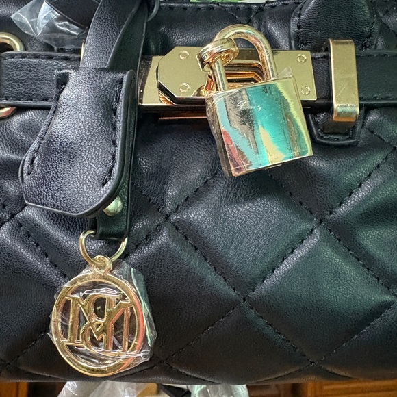 Badgley Mischka Mini Black and Tan Quilted Handbag - Picture 4 of 5